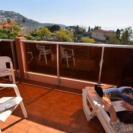 Aparthotel Résidence Le Golfe Bleu 3*